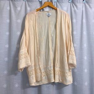 American Eagle kimono / beach cover up